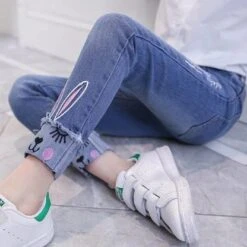 PatPat Hot Sale Casual Jeans For Girl Cute Cat Design -Baby Products Store patpat hot sale casual jeans for girl cute cat design bluish grey 4 5 years proactive baby 40156781609202 600x600 afe0e93f 533d 47f5 96e8 a1e07c5a63f7